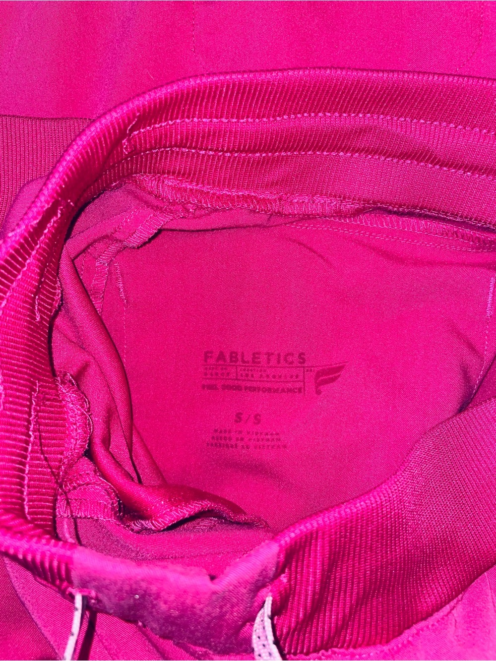 FABLETICS PINK SCRUB SET - Picture 3 of 3